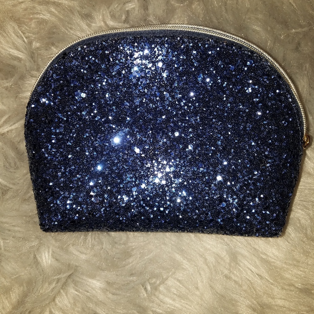 Estee Lauder Makeup Bag
